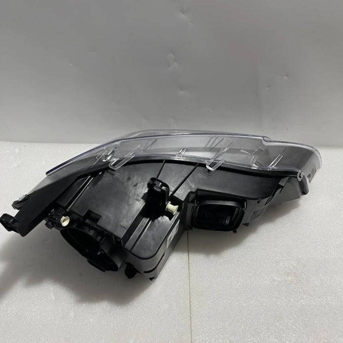BMW X5 E70 Bi-Xenon Scheinwerfer links 63117240787