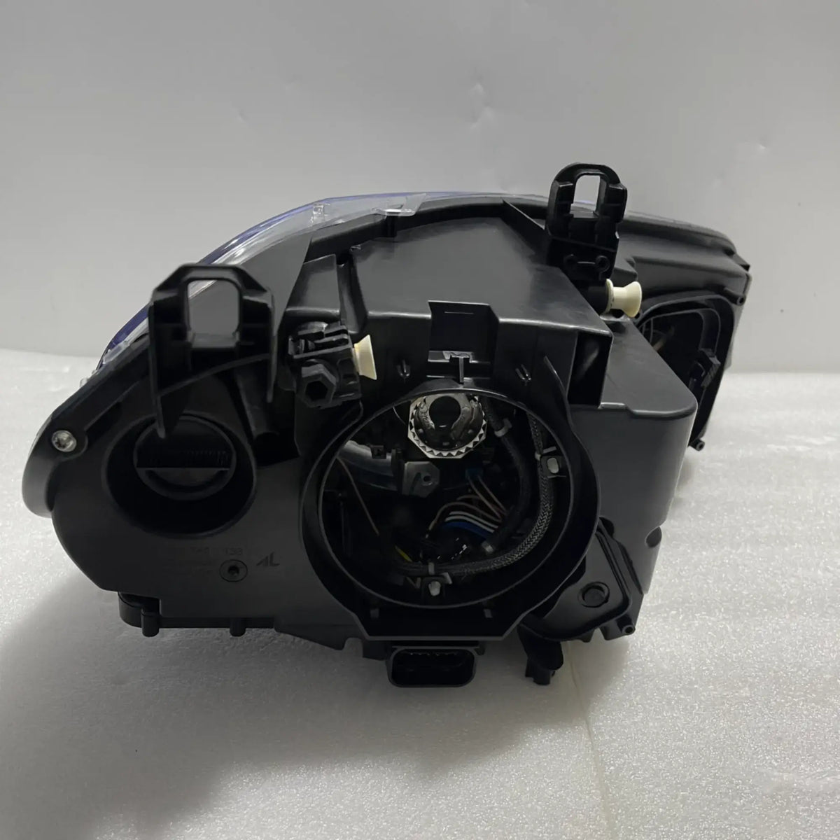 BMW X5 E70 Bi-Xenon Scheinwerfer links 63117240787