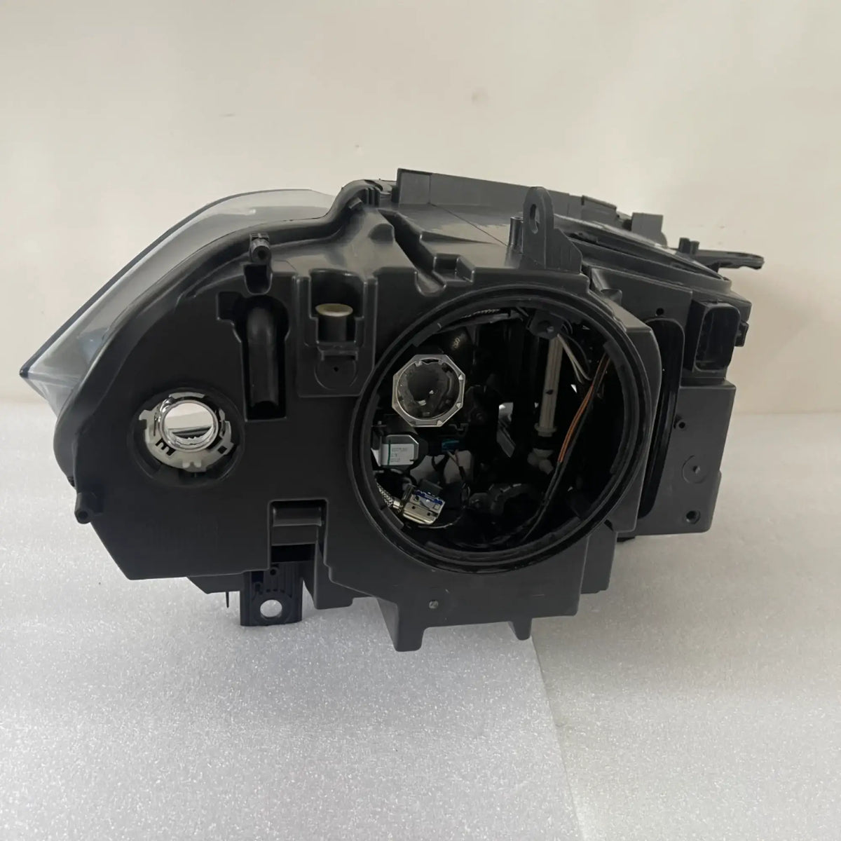 BMW X5 F15 X5 M F85 X6 F16 Bi-Xenon LED Scheinwerfer links 63117317101
