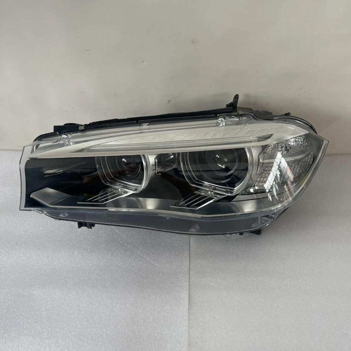 BMW X5 F15 X5 M F85 X6 F16 Bi-Xenon LED Scheinwerfer links 63117317101
